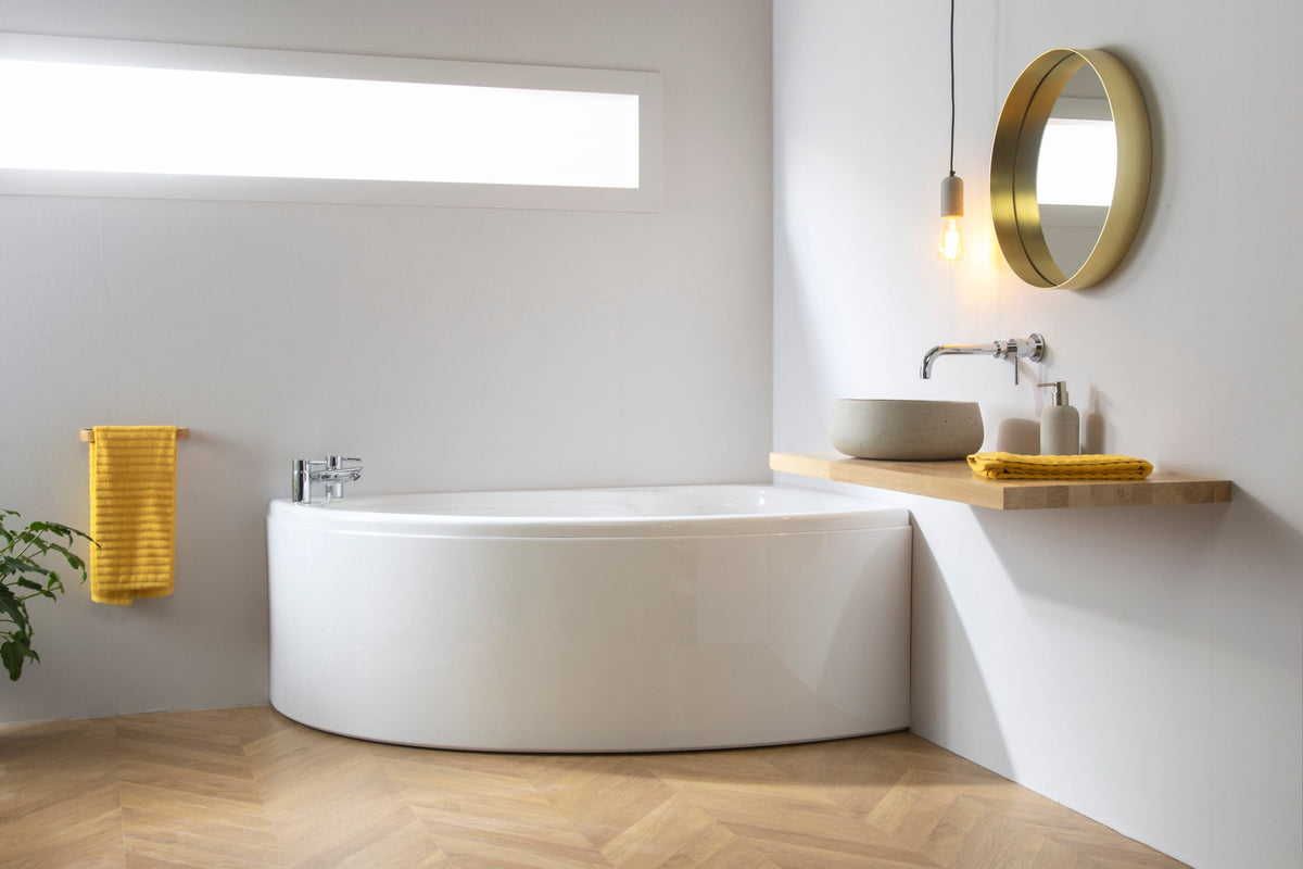 Dove 1550×950 LH Carronite