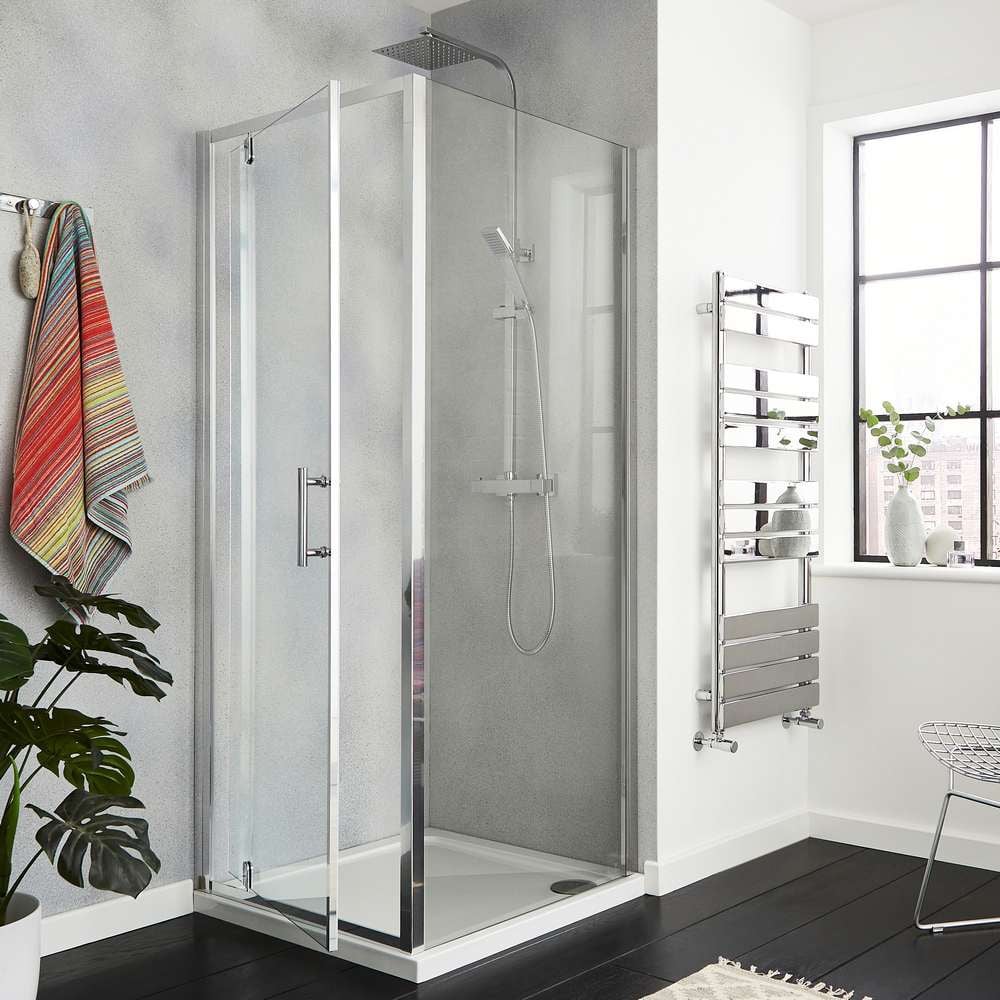 KV6 Pivot Shower Door 700mm