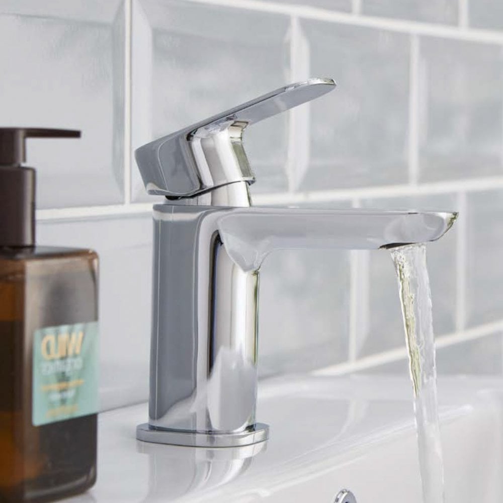 Mono Basin Mixer with Click Waste